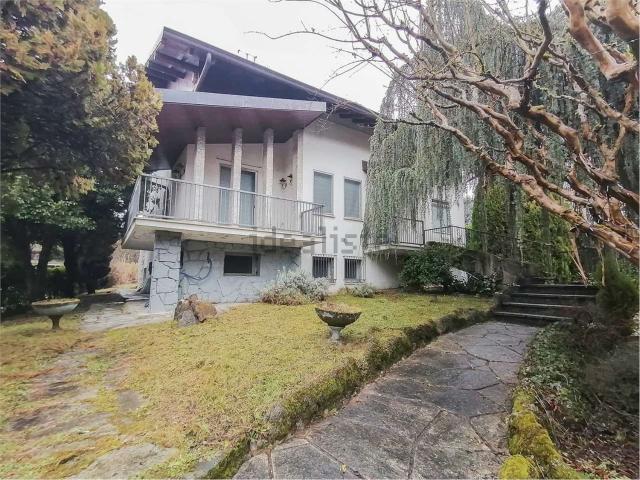 Casa in vendita a Imberido, Oggiono