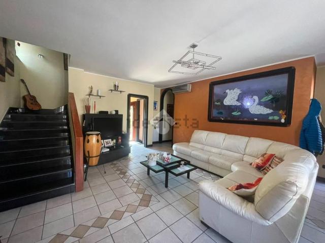 Casa in vendita a San Paolo Bel Sito, Campania