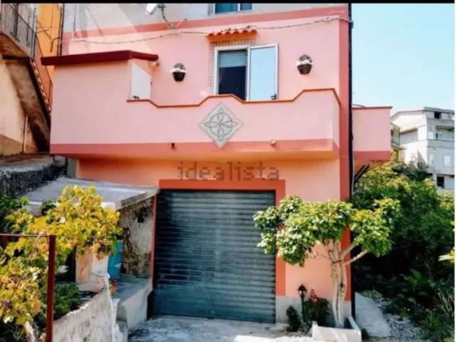 Casa in vendita a Calabria, Catanzaro