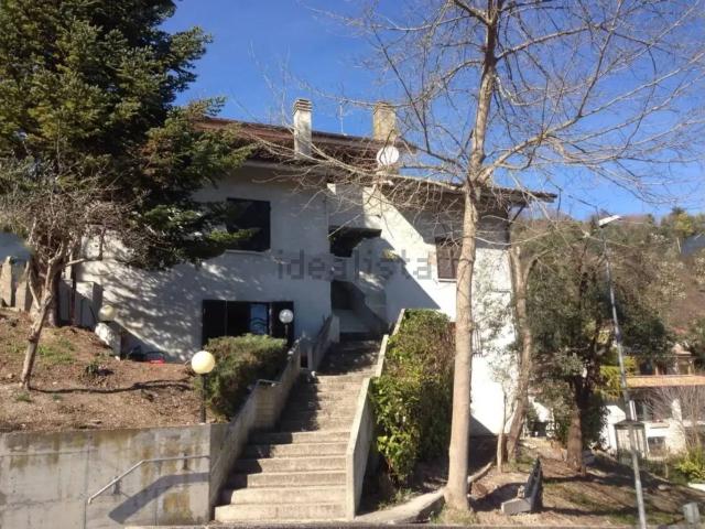 Casa in vendita a Monte Celso, Marche