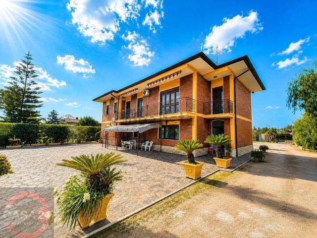 Casa in vendita a Latina, Lazio