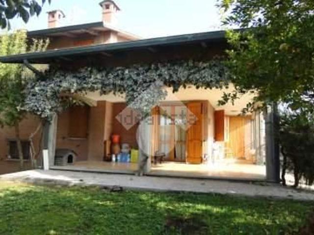 Casa in vendita a Zona Artigianale di Formigine, Formigine
