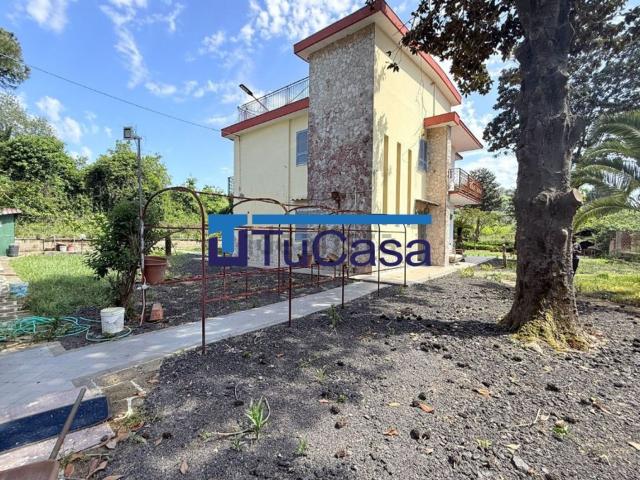 Casa in vendita a Pozzuoli, Campania