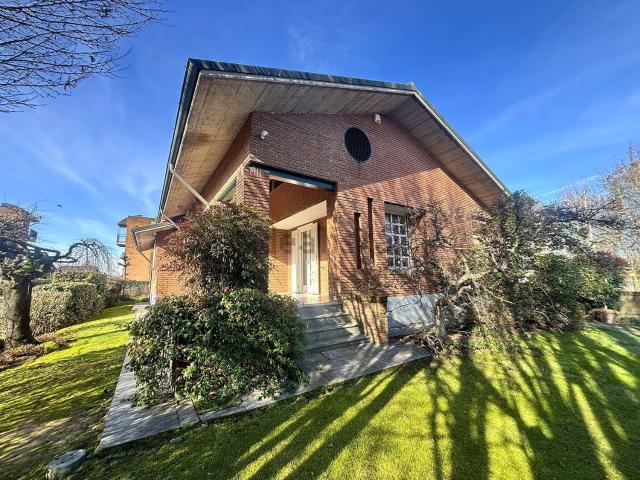 Casa in vendita a Zeccone, Lombardia
