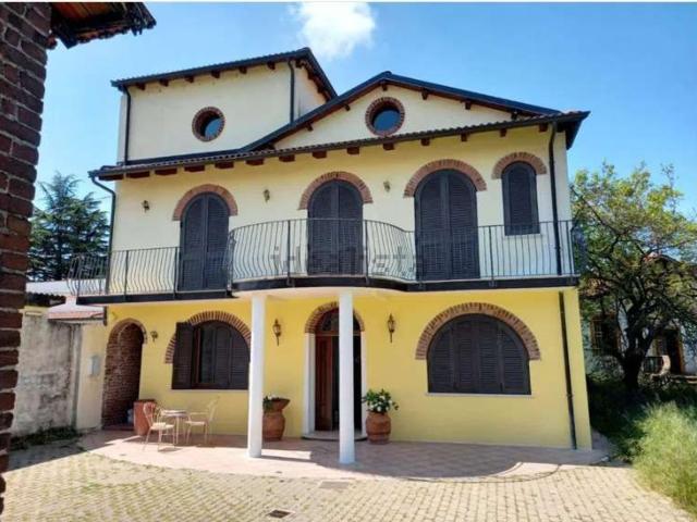 Casa in vendita a Piemonte, Novara