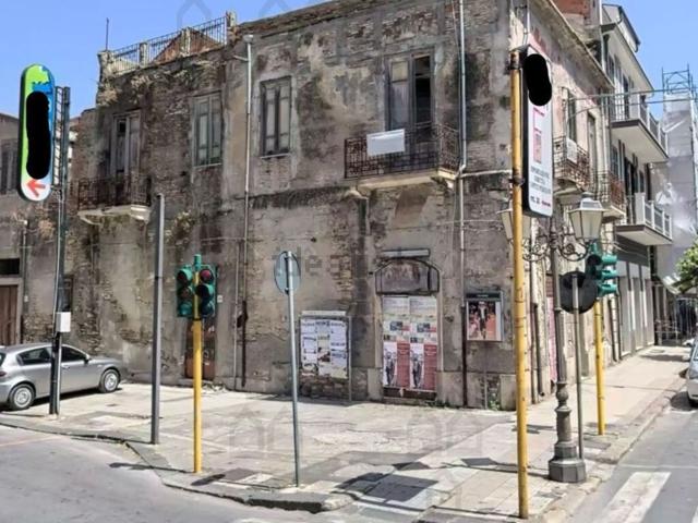 Casa in vendita a Barcellona, Barcellona Pozzo Di Gotto