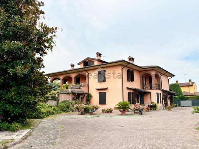 Casa in vendita a San Giovanni In Croce, Lombardia