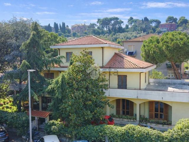Casa in vendita a Giulianova, Abruzzo