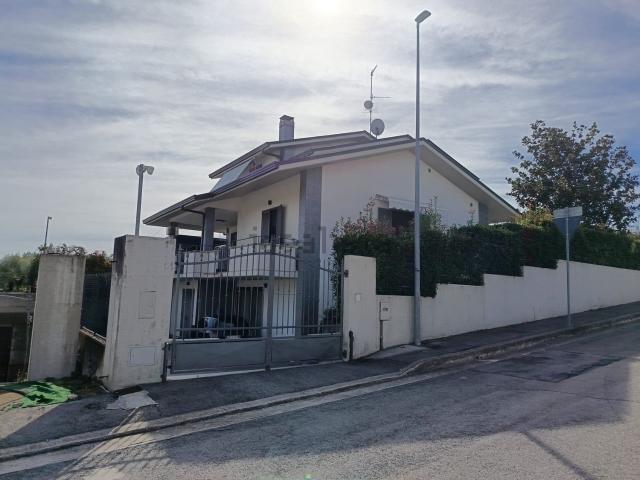 Casa in vendita a San Giorgio, Treglio