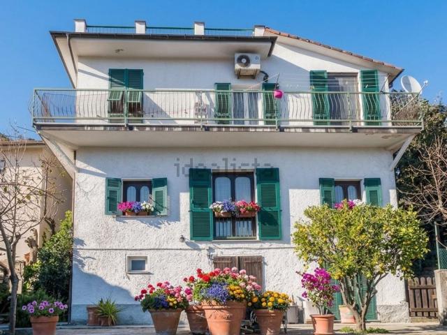 Casa in vendita a San Bartolomeo, Leivi