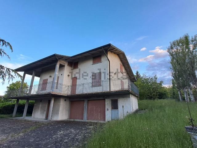 Casa in vendita a Val d’Enza, Re