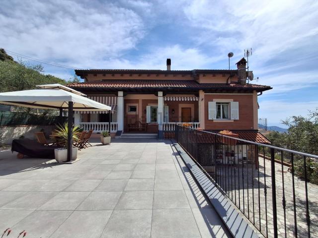 Casa in vendita a Imperia, Liguria