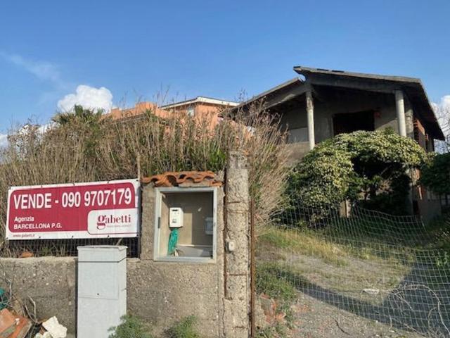 Casa in vendita a Spine Sante, Barcellona Pozzo Di Gotto