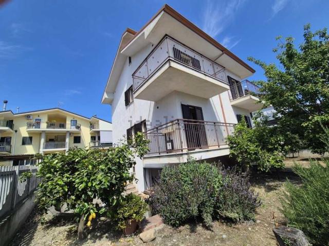 Casa in vendita a Mirto, Calabria