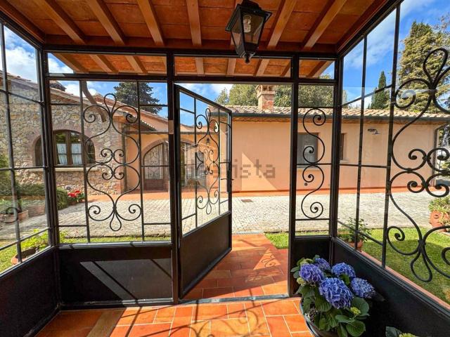 Casa in vendita a Cecina, Toscana