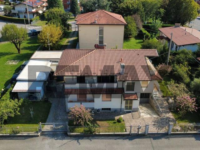 Casa in vendita a Bonate Sopra, Lombardia
