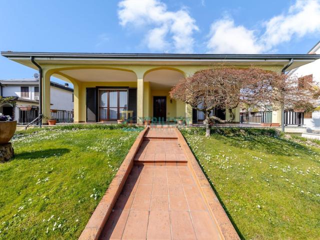 Casa in vendita a San Giuliano Milanese, Lombardia
