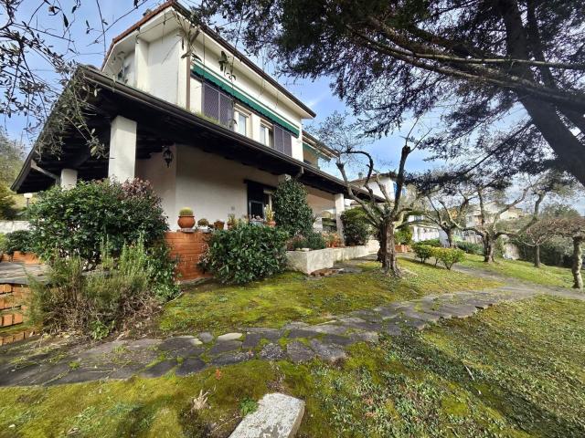 Casa in vendita a Bolano, Liguria