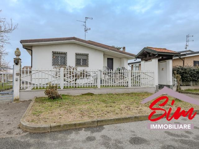 Casa in vendita a Regione Mondine, Borgo Vercelli