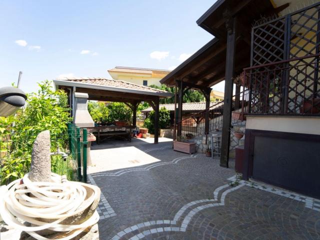 Casa in vendita a Canosa, Giugliano In Campania