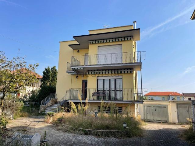 Casa in vendita a Mortara, Pavia