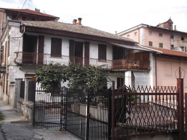 Casa in vendita a Barge, Cuneo
