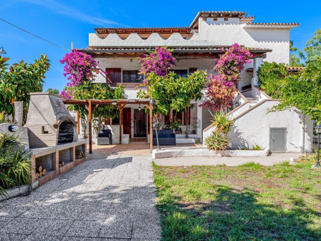 Casa in vendita a San Pantaleo, Sardigna/Sardegna