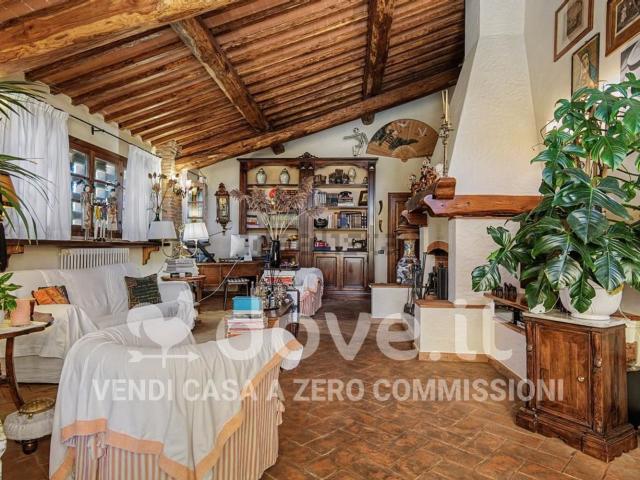 Casa in vendita a Pozzale-Case Nuove, Empoli