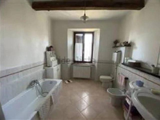 Casa in vendita a Monte Calende, Urbino
