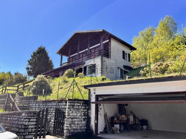 Casa in vendita a Centro Valle Intelvi, Casasco Intelvi