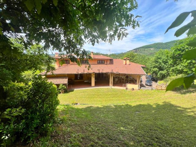 Casa in vendita a Cappella, Bagni Di Lucca Ponte