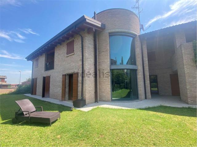Casa in vendita a Colline Matildiche, Re