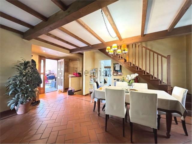 Casa in vendita a Guanzate, Lombardia