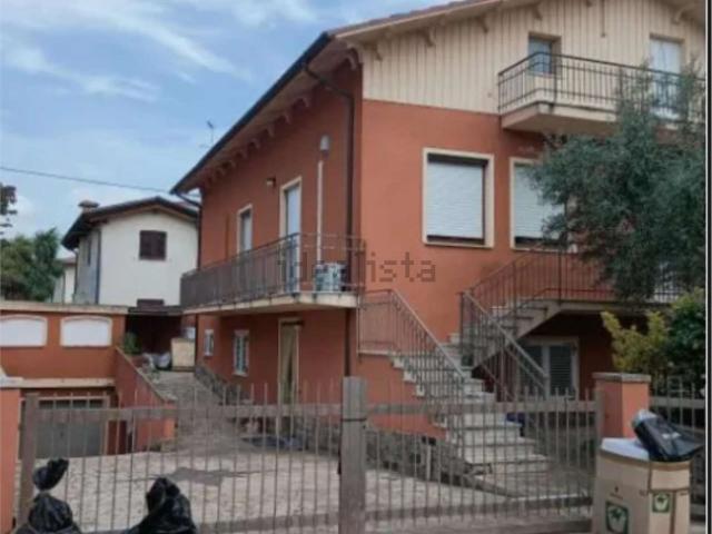 Casa in vendita a Lucrezia, Cartoceto