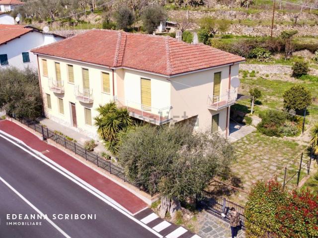 Casa in vendita a Andora, Liguria