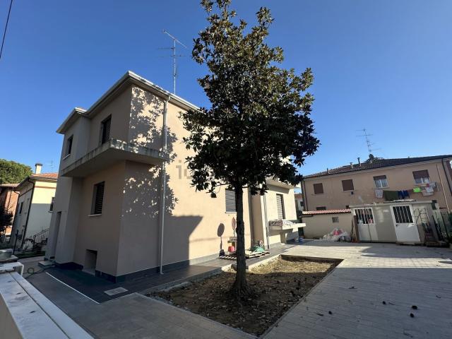 Casa in vendita a Nuovo Circondario Imolese, Imola
