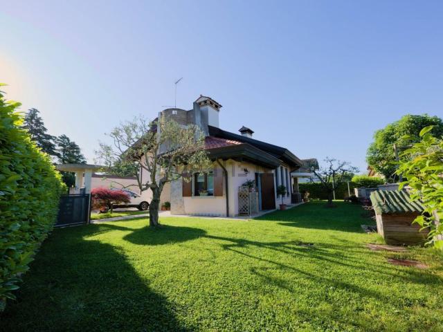 Casa in vendita a Pozzuolo Del Friuli, Friuli-Venezia Giulia