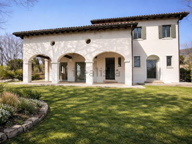 Casa in vendita a Moschele, Carrè