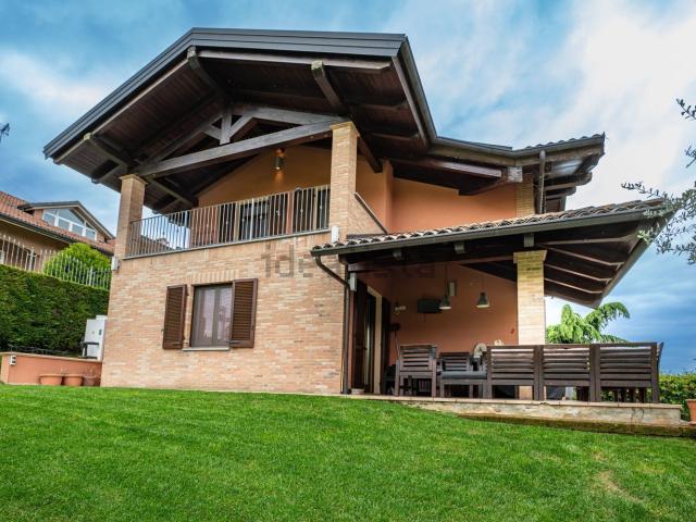 Casa in vendita a Piemonte, Asti