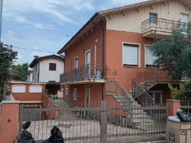 Casa in vendita a Lucrezia, Cartoceto