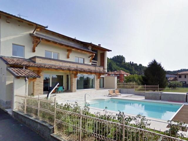 Casa in vendita a Romagnano Sesia, Novara