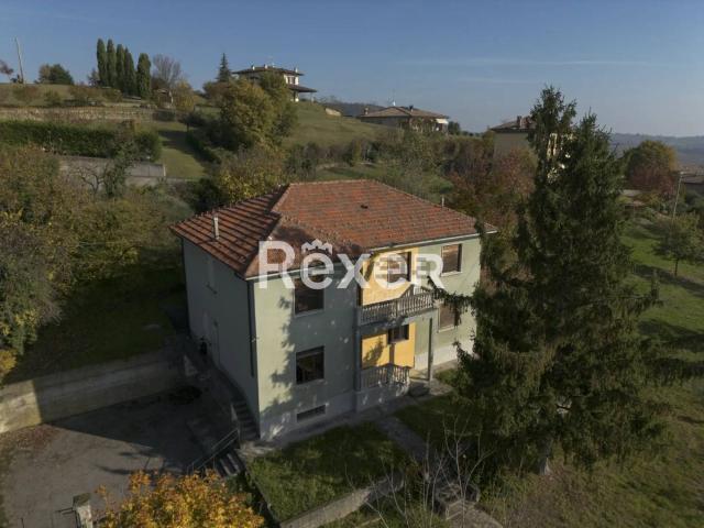 Casa in vendita a Piemonte, Asti