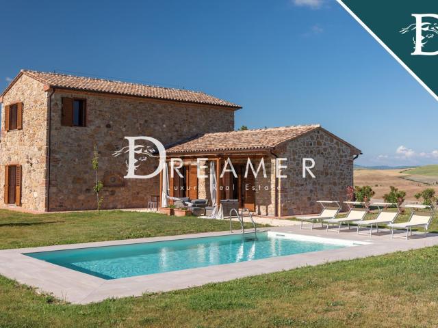 Casa in vendita a Volterra, Toscana