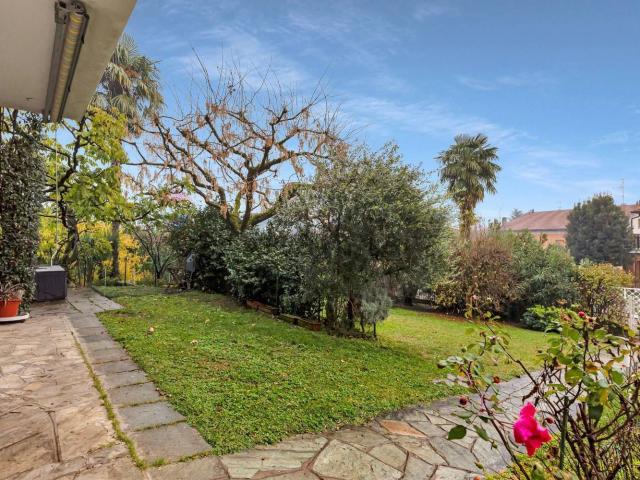 Casa in vendita a Mandresca, Inverigo