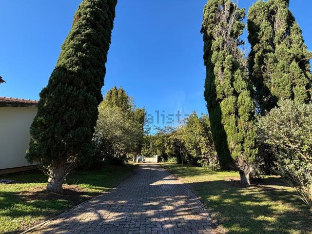 Casa in vendita a Latina, Lazio