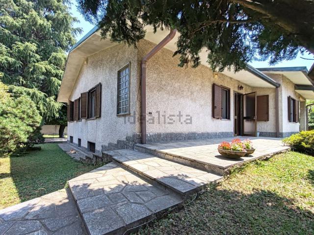 Casa in vendita a Cassina Pertusella, Caronno Pertusella
