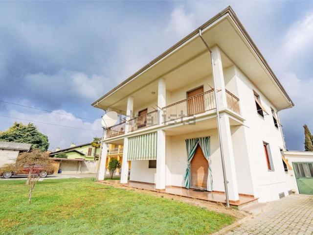 Casa in vendita a Piemonte, Vercelli