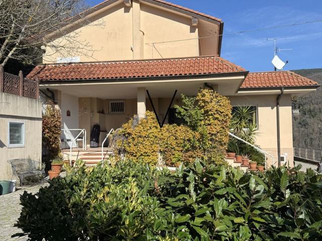 Casa in vendita a Stella, Liguria