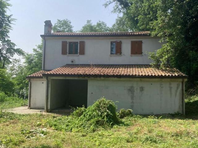 Casa in vendita a Unione dei comuni Valle del Savio, Montiano