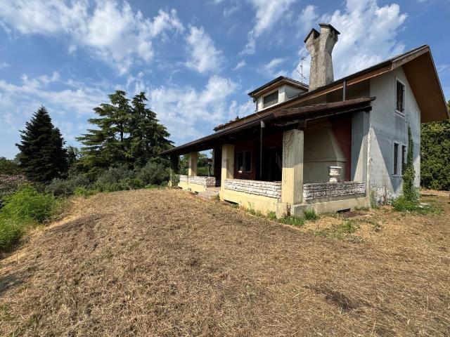 Casa in vendita a Sommacampagna, Veneto